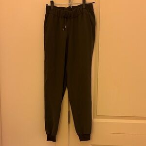 lululemon jogger pants
